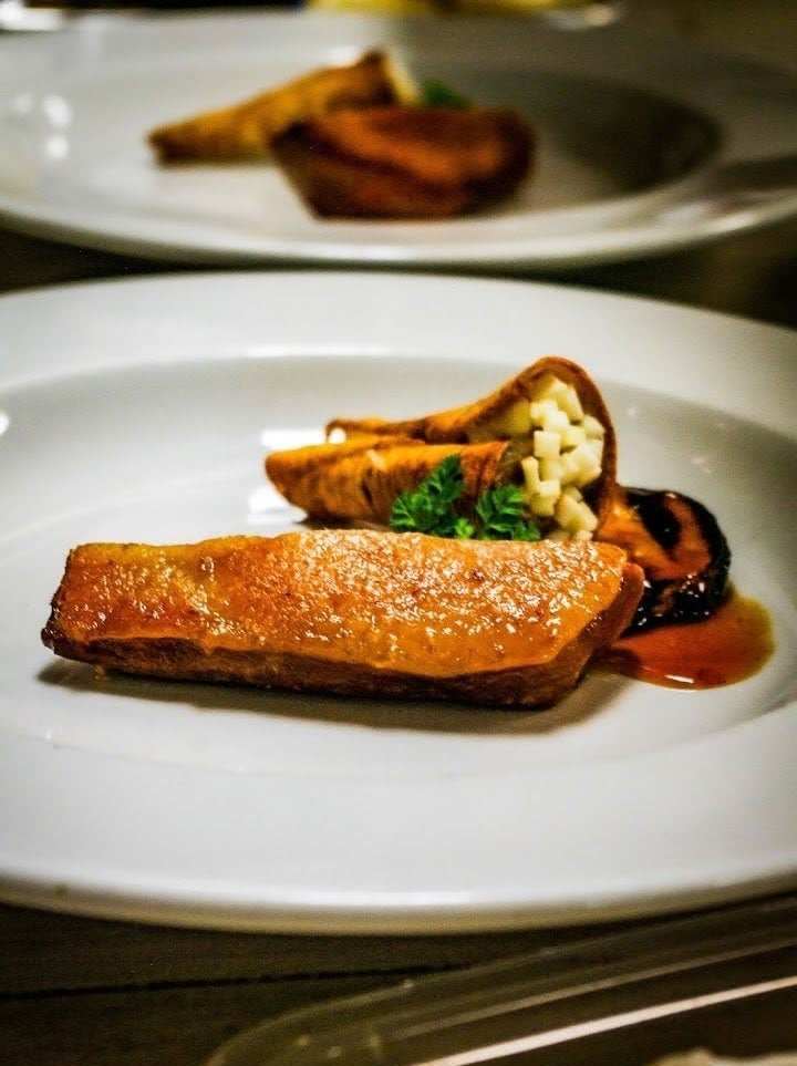 luxury table setting gold accents small events